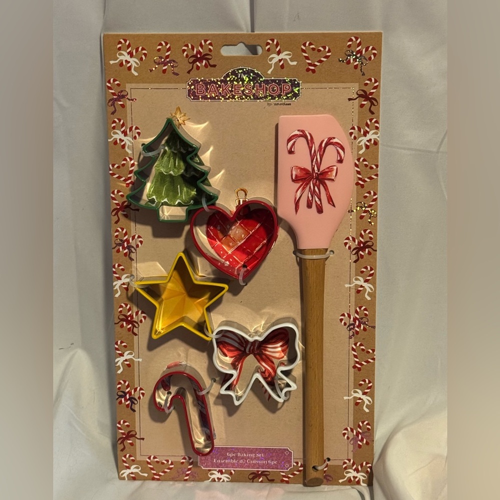 Holiday Cookie Cutter and Spatula Set